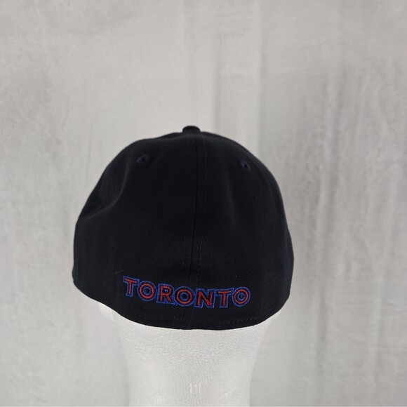 Toronto Blue Jays New Era Hat L/XL Navy 2024 City Connect 39THIRTY Flex Fit Leaf - Picture 5 of 7